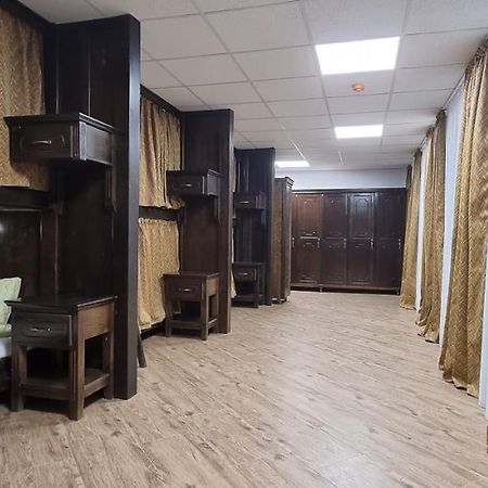 Hostel Citadella Deva Ngoại thất bức ảnh