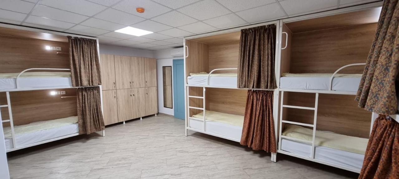 Hostel Citadella Deva Ngoại thất bức ảnh