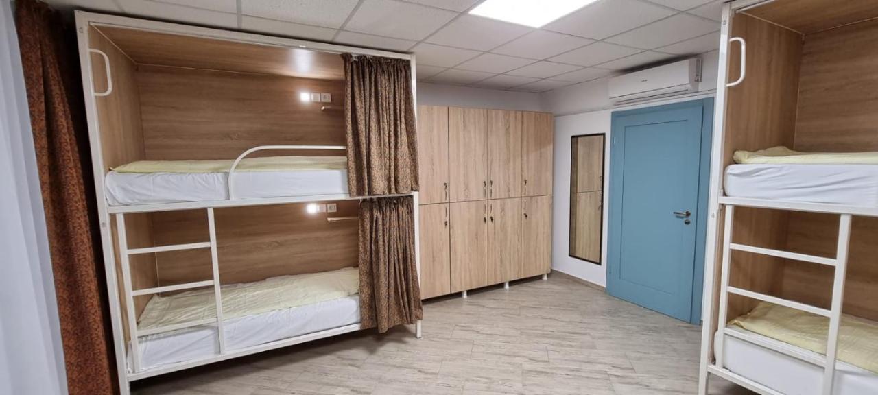 Hostel Citadella Deva Ngoại thất bức ảnh