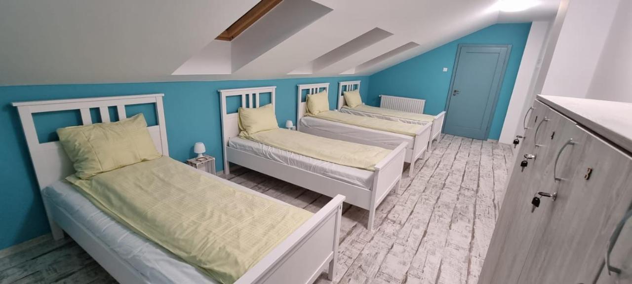 Hostel Citadella Deva Ngoại thất bức ảnh
