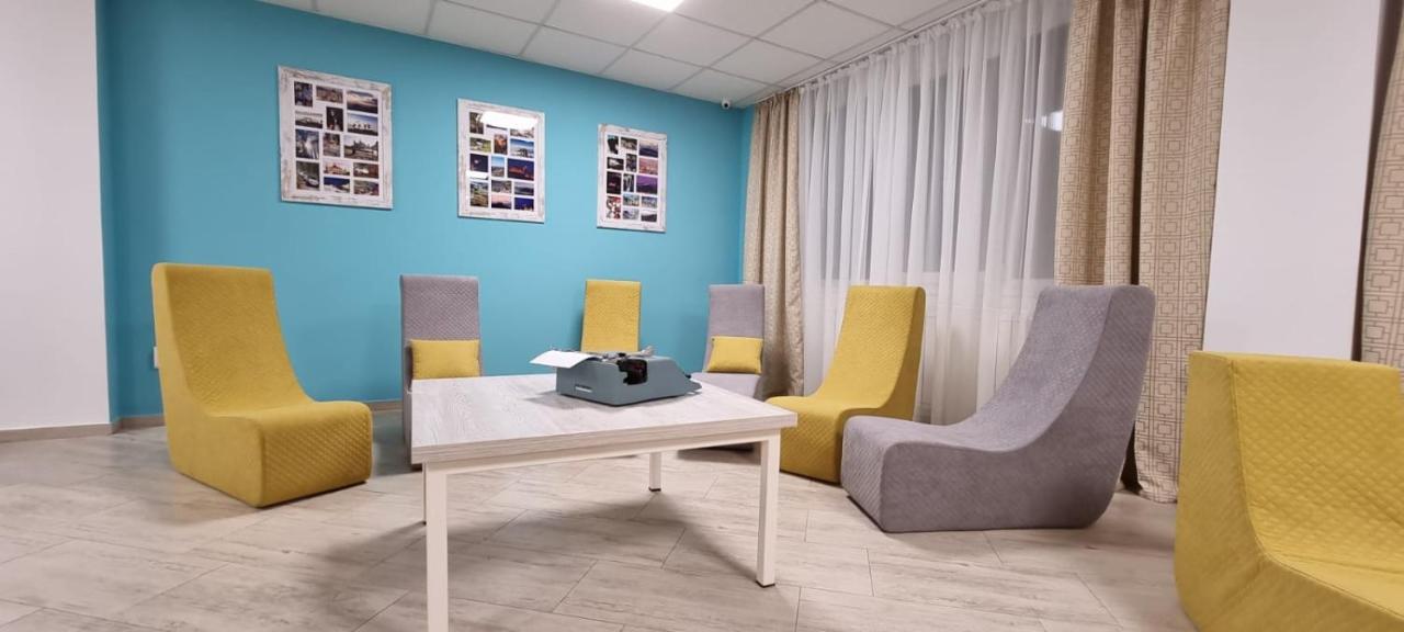 Hostel Citadella Deva Ngoại thất bức ảnh